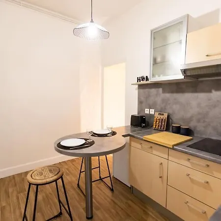 Appartement Avenue Republique La Aux Pieds Des Volcans Au Calme Clermont-Ferrand