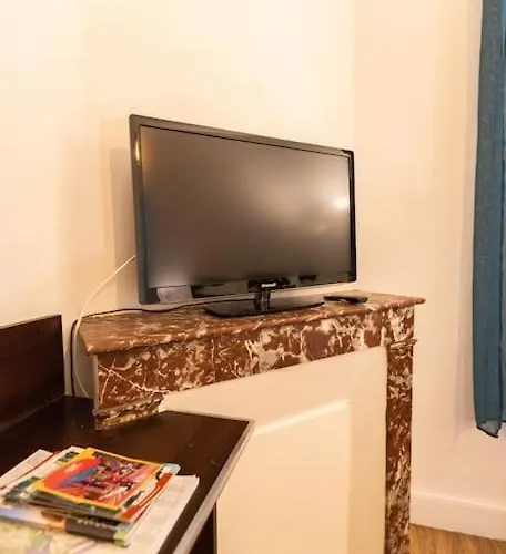 Avenue Republique La Aux Pieds Des Volcans Au Calme Apartment